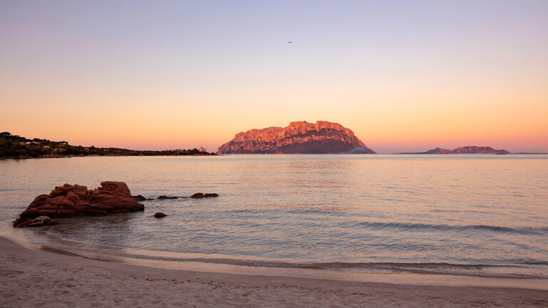 PORTO ISTANA BEACH