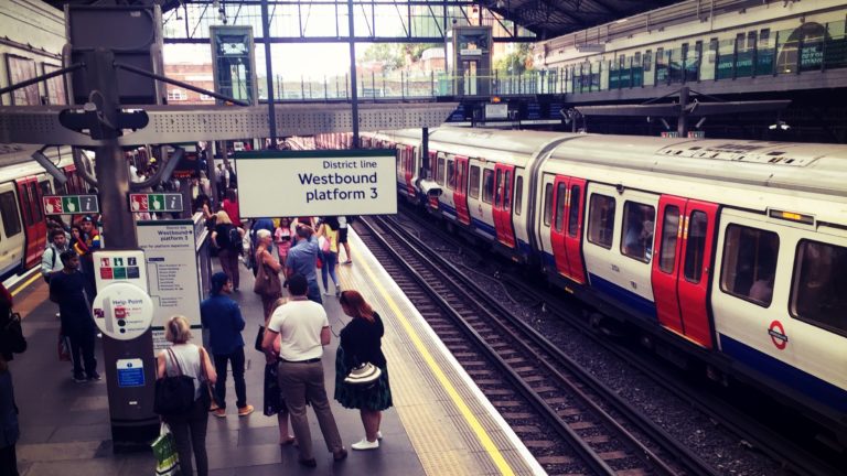 LA METROPOLITANA DI LONDRA